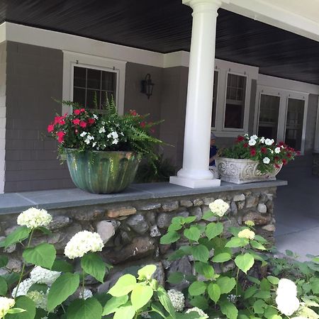 Hilltop House Bed & Breakfast アメニア エクステリア 写真