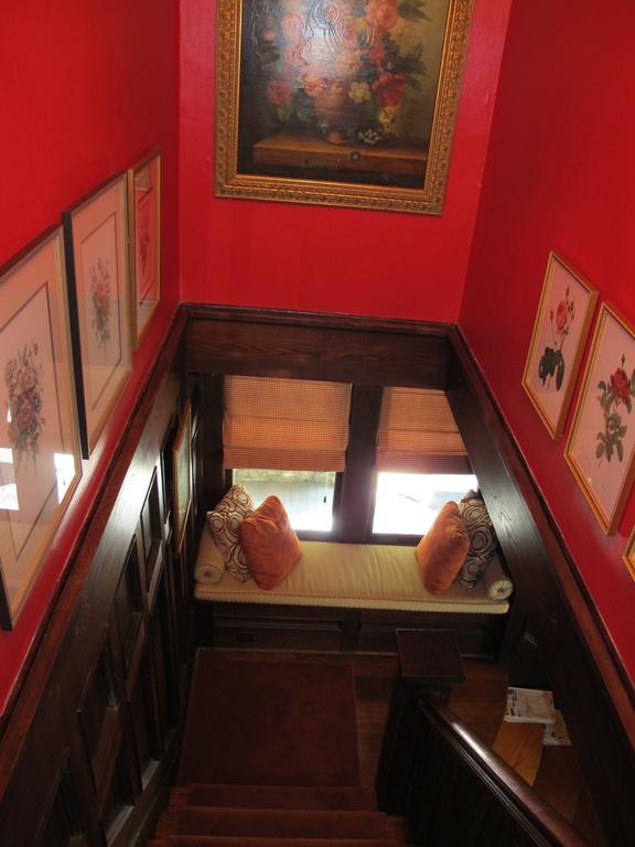 Hilltop House Bed & Breakfast アメニア エクステリア 写真