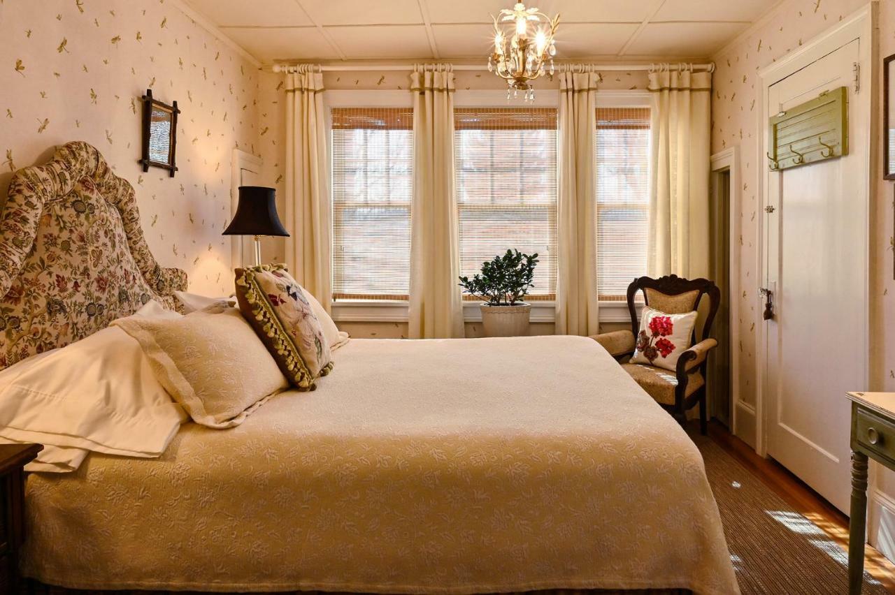 Hilltop House Bed & Breakfast アメニア エクステリア 写真