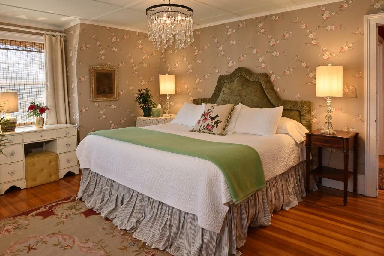 Hilltop House Bed & Breakfast アメニア エクステリア 写真