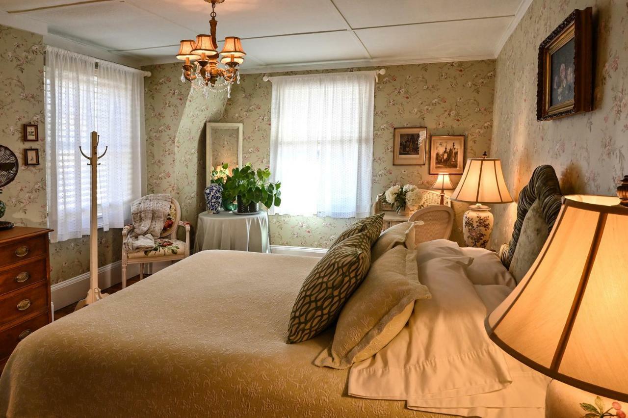 Hilltop House Bed & Breakfast アメニア エクステリア 写真